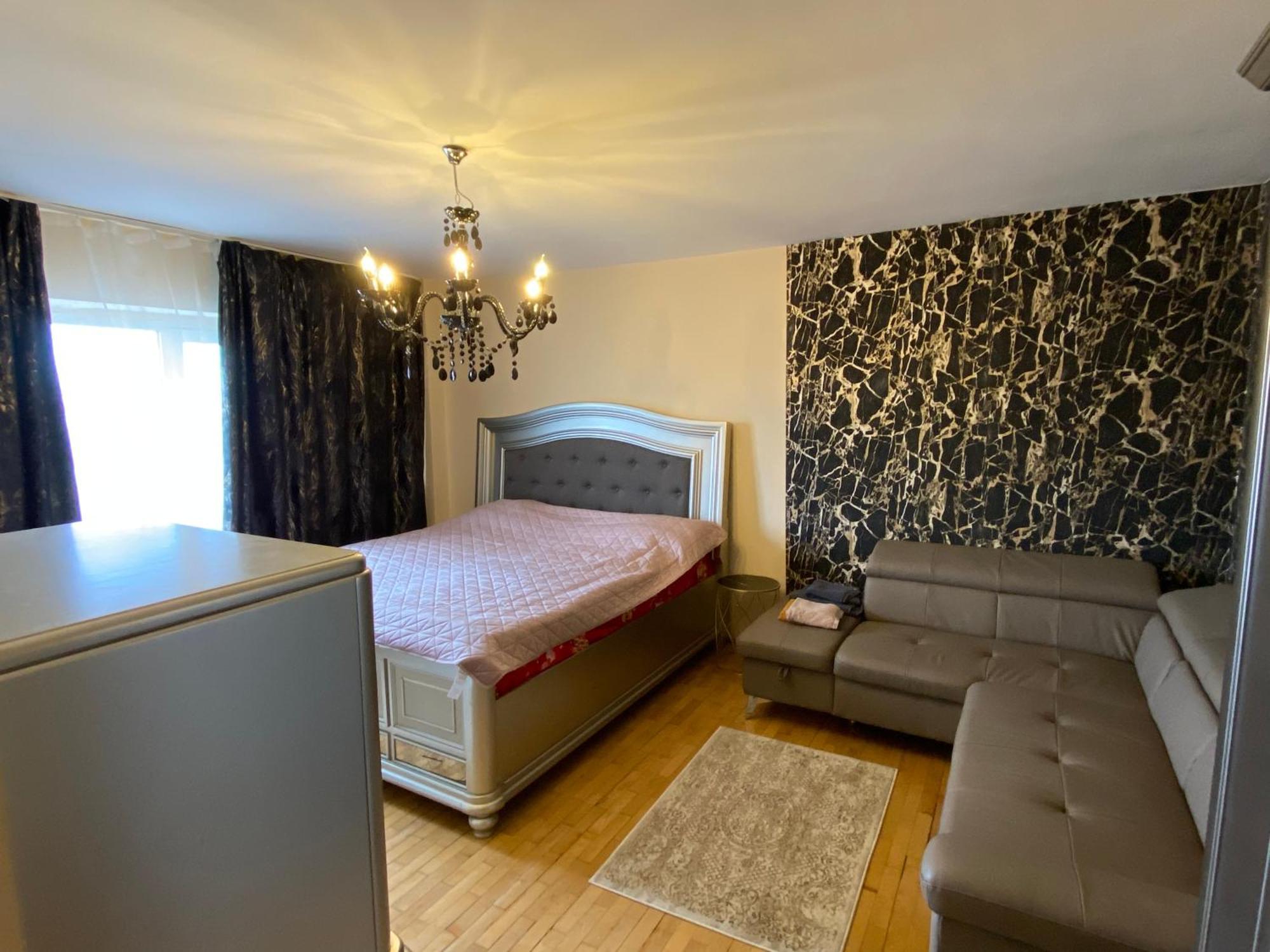 High In The Sky - Unirii Apartment Bucharest Luaran gambar